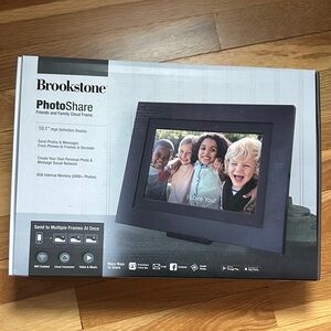 Brookstone PhotoShare Black Digital Frame